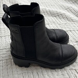Sorel Black Leather Ankle Booties